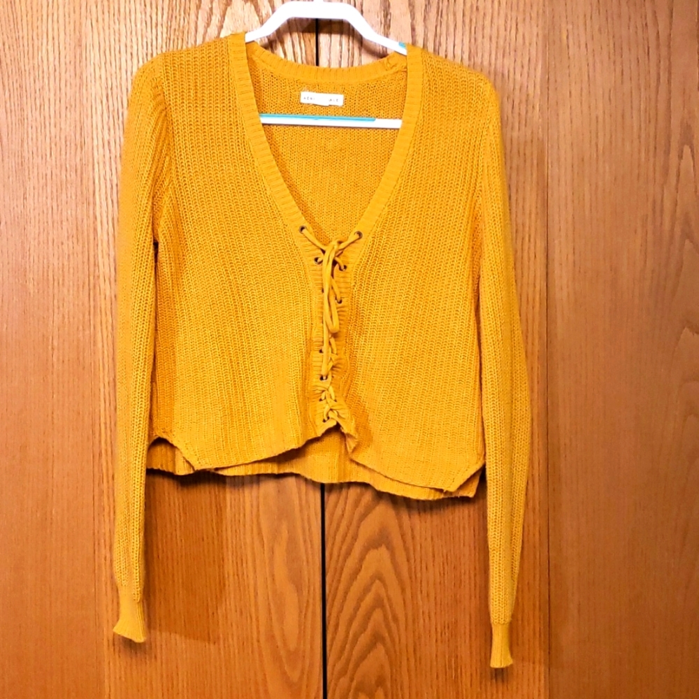 Aeropostale Women's S Mustard Sweater